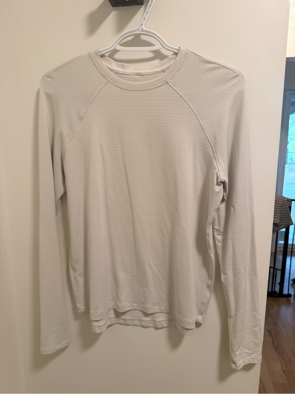 3 Ladies Long-Sleeve